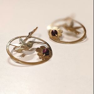 Gold hummingbird earrings beads bird earring